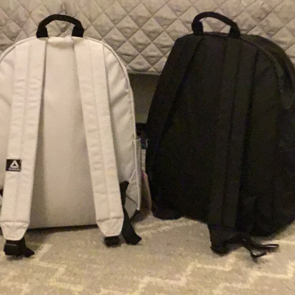 Backpacks - Picture 4 of 4